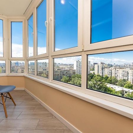 Апартаменти Метро Вирлиця Kiev Extérieur photo