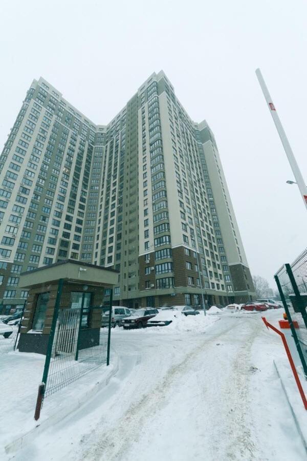 Апартаменти Метро Вирлиця Kiev Extérieur photo