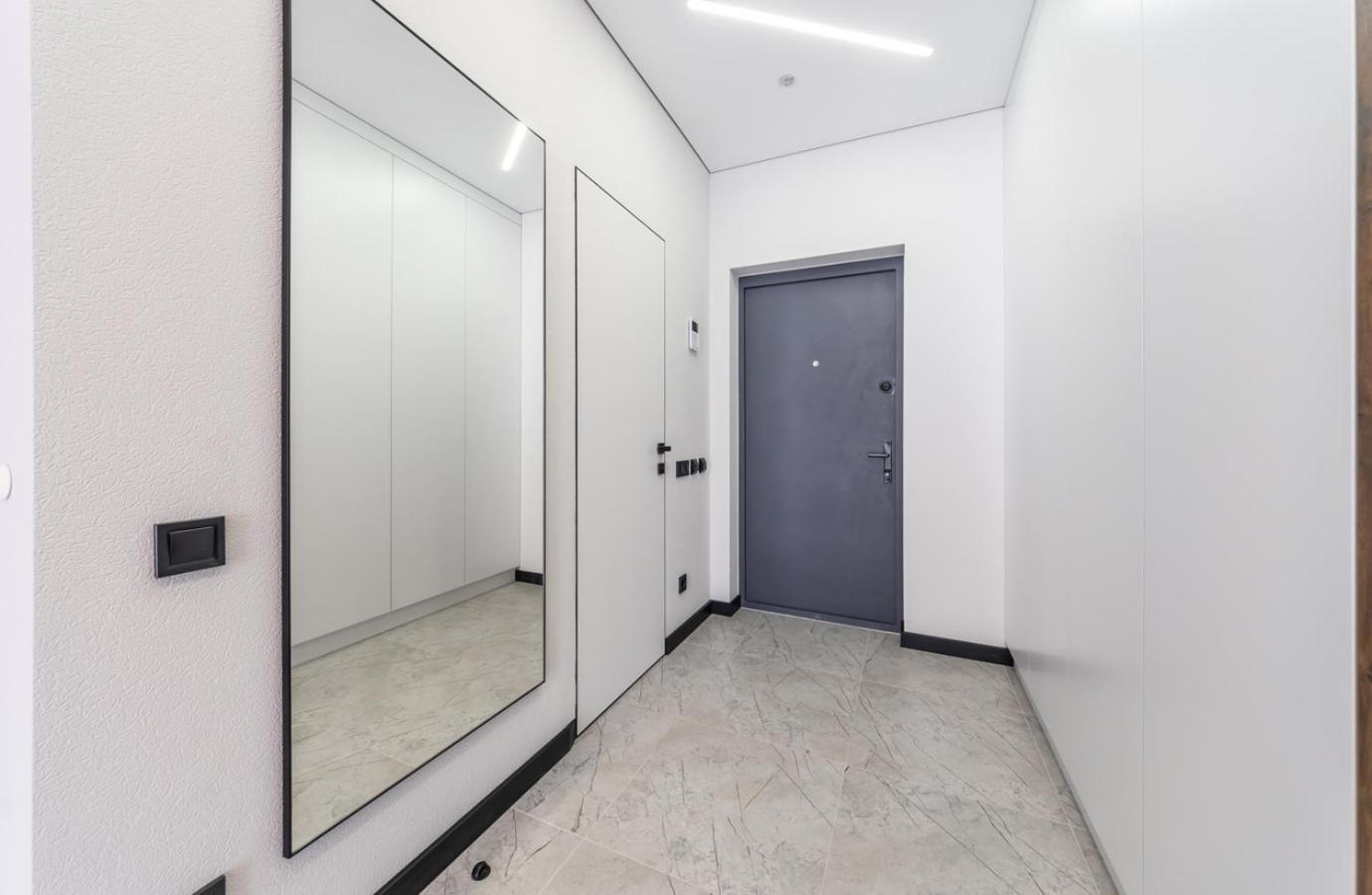 Апартаменти Метро Вирлиця Kiev Extérieur photo