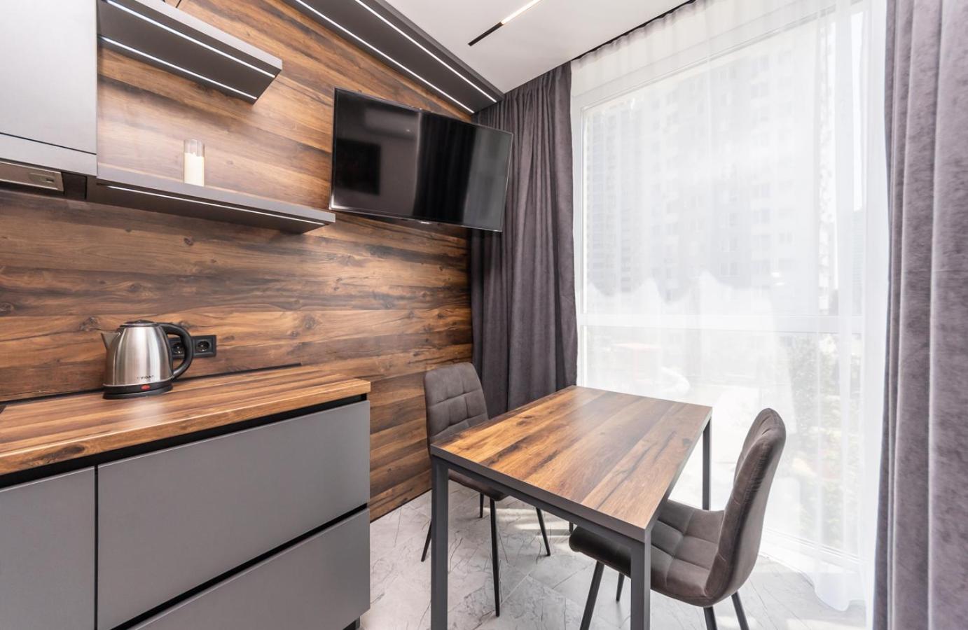 Апартаменти Метро Вирлиця Kiev Extérieur photo